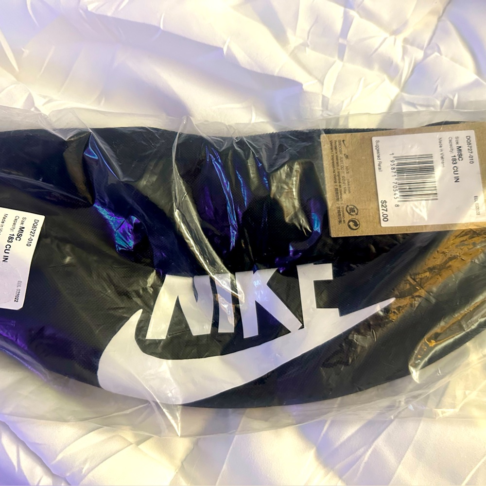 NIKE Unisex Heritage Waistpack (Fanny Pack 😁) NWT